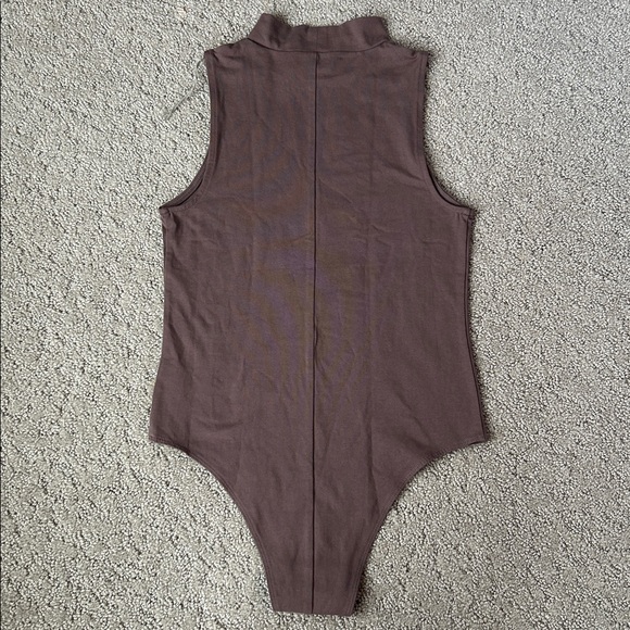 A New Day Bodysuit Mock Neck Sleeveless Thong Cut Brown One-piece Medium NEW - Picture 7 of 10